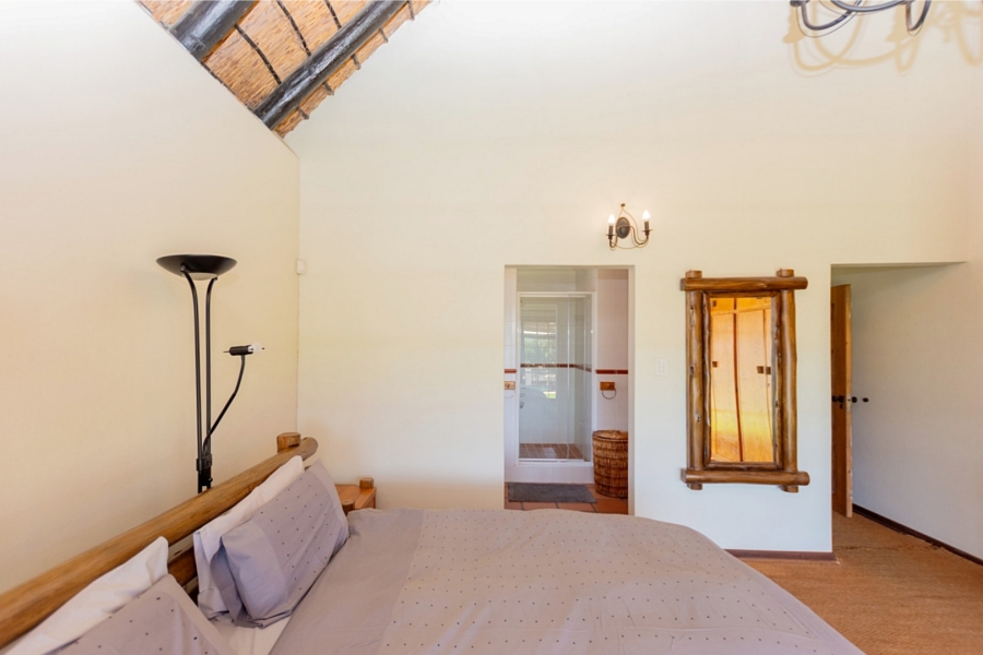 5 Bedroom Property for Sale in Myburgh Park Western Cape